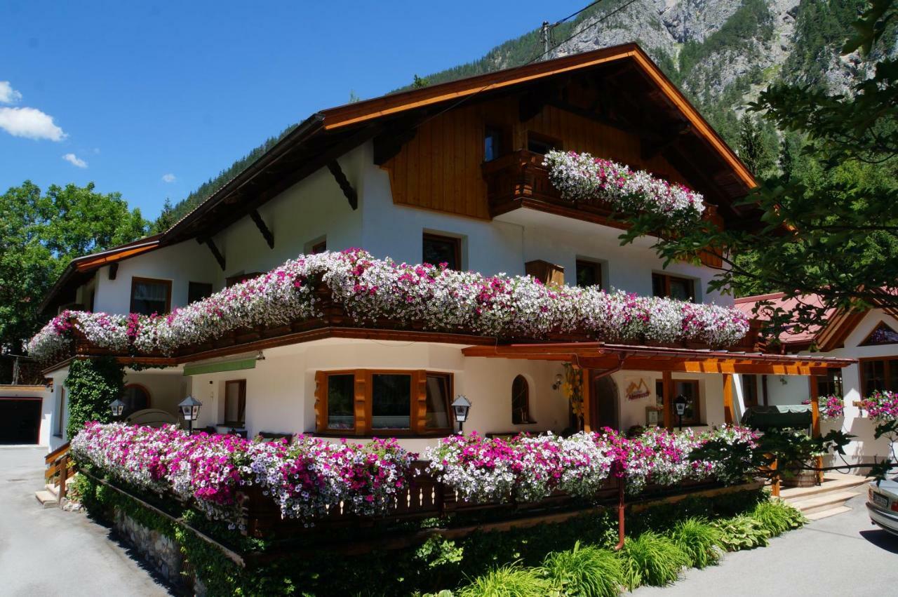 Gaestehaus Almrausch, Ferienanlage Mit Pool Nassereith Zewnętrze zdjęcie