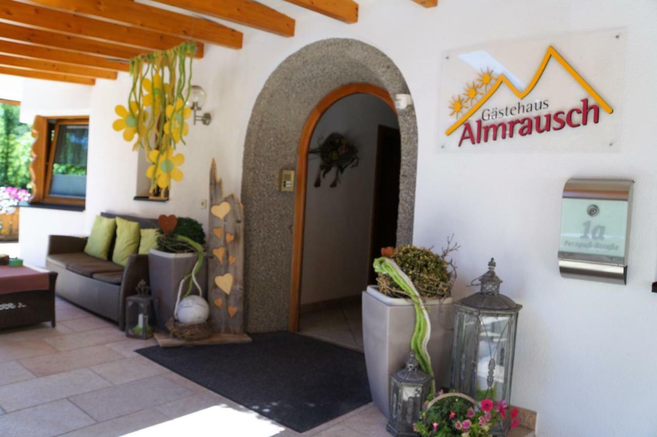 Gaestehaus Almrausch, Ferienanlage Mit Pool Nassereith Zewnętrze zdjęcie