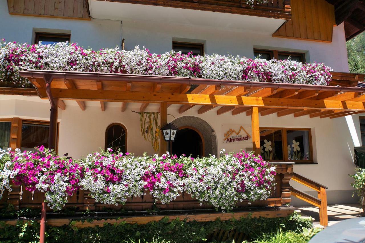 Gaestehaus Almrausch, Ferienanlage Mit Pool Nassereith Zewnętrze zdjęcie