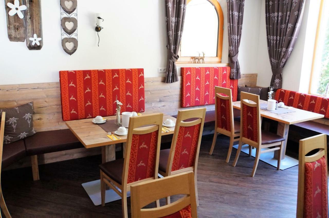 Gaestehaus Almrausch, Ferienanlage Mit Pool Nassereith Zewnętrze zdjęcie