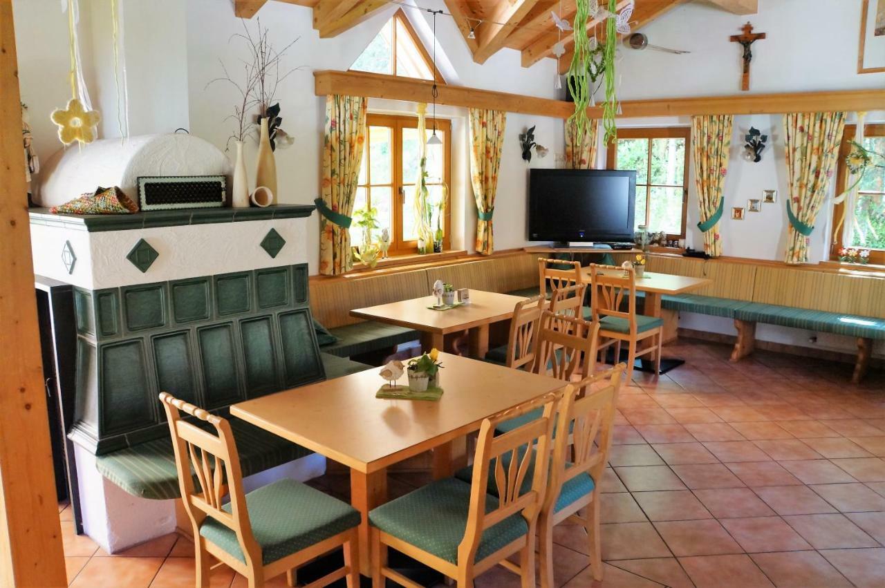 Gaestehaus Almrausch, Ferienanlage Mit Pool Nassereith Zewnętrze zdjęcie